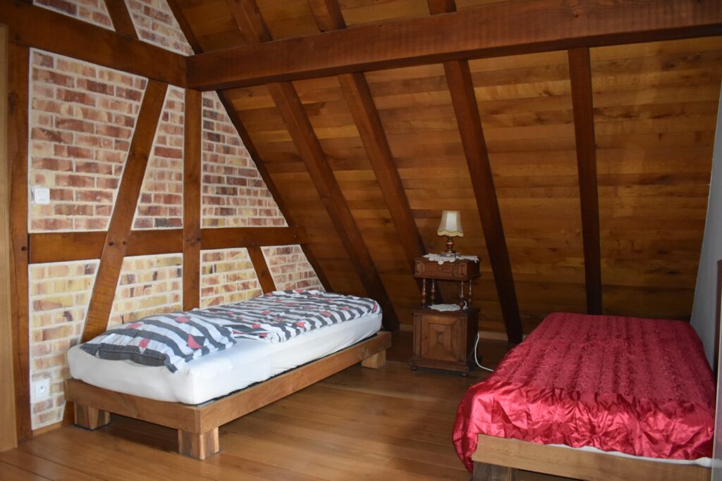 la chambre pour les enfants ou adolescents